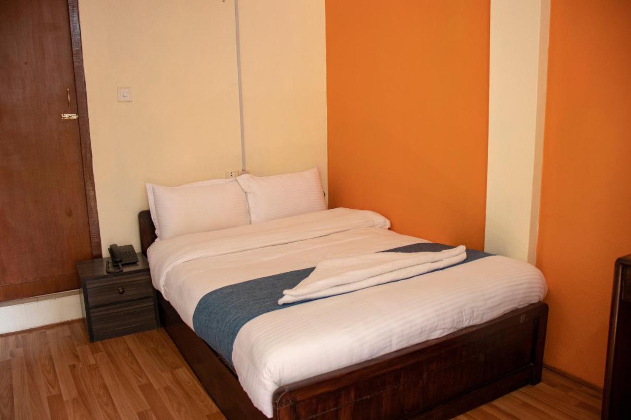 Hotel Green Horizon Катманду Екстериор снимка